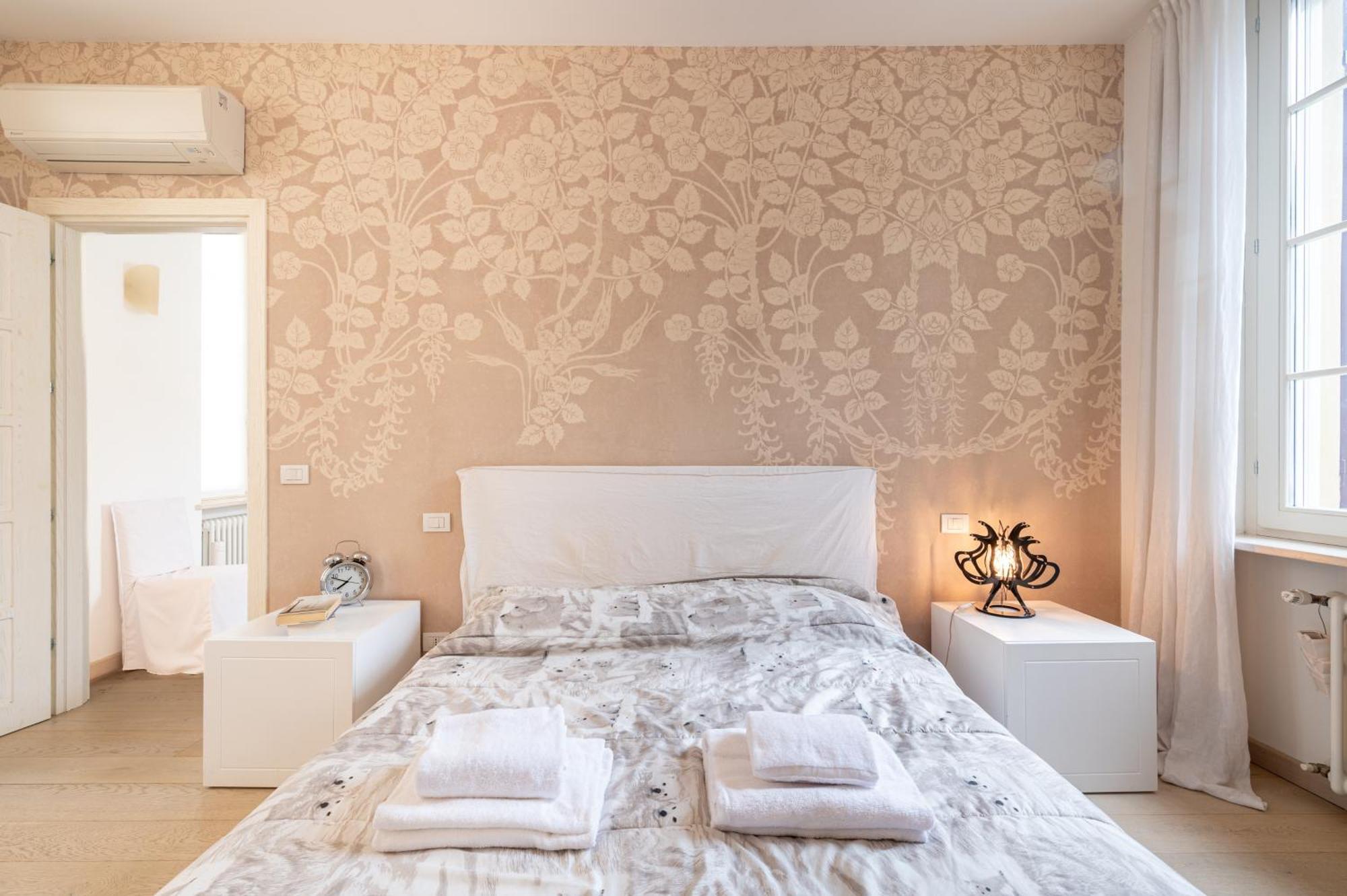 Teatro Regio Exclusive Apartment ปาร์มา ภายนอก รูปภาพ